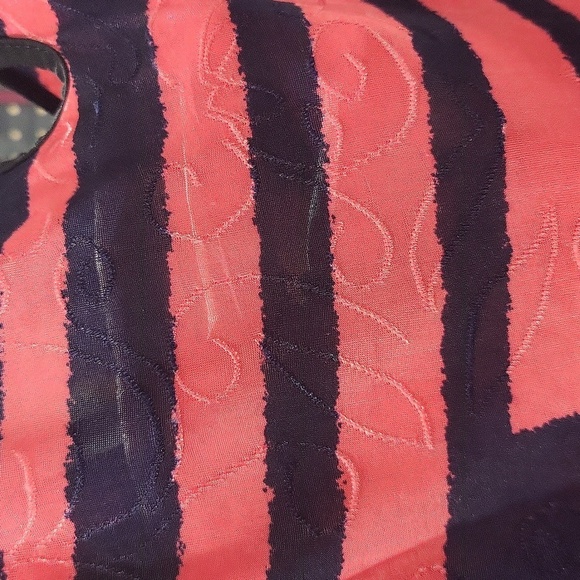 COPY - **Pink and Navy Blue Top Size Large with Fun Abstract Square Design** - Picture 3 of 6